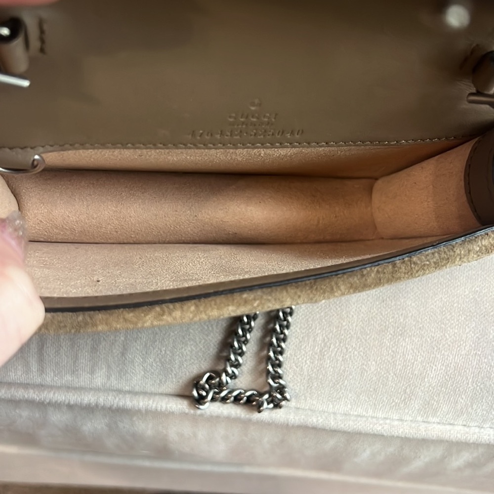 Gucci Mini Bag in Beige and Silver - Picture 5 of 9